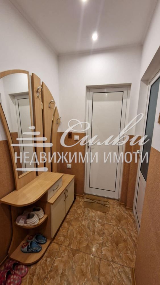 Продава се Двустаен апартамент в Шумен, Център - 51 кв.м за 2400 €/кв.м - Снимка #8