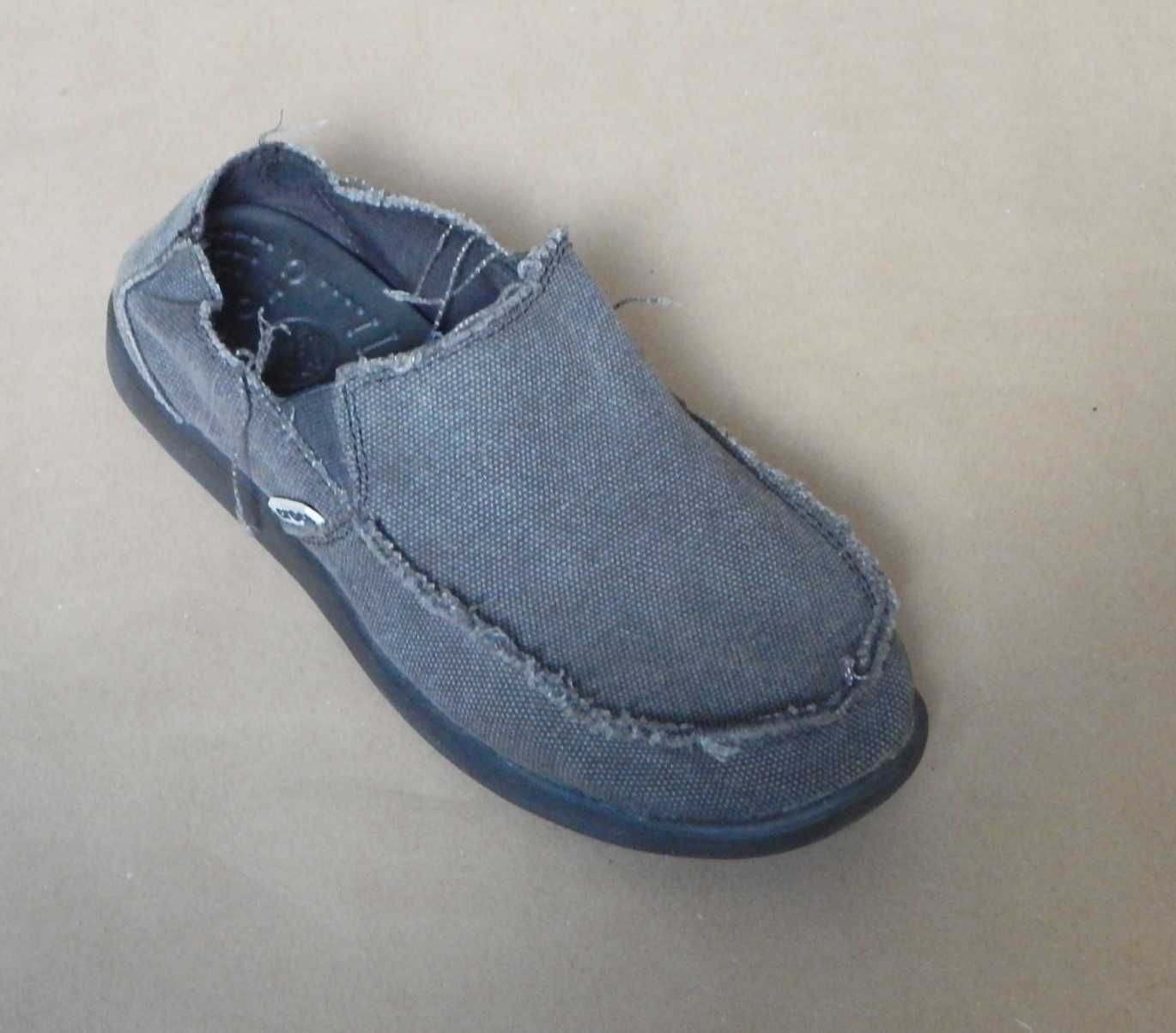 Pantofi CROCS, material textil, stare foarte buna, numarul M8/ 42