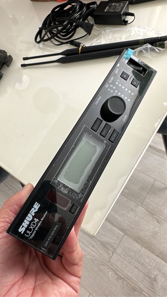 Shure ULXD made in Mexic - instrument