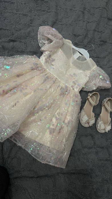 Шикарное платье и туфельки