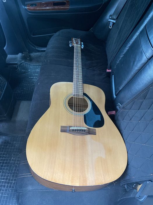 Гитара Yamaha на продаже