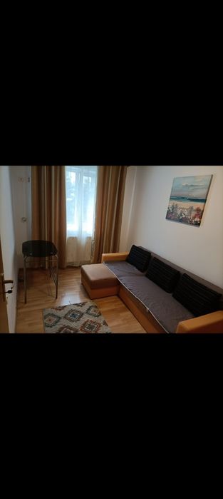 Închiriez garsonieră