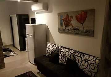 Дава се под наем Едностаен апартамент в Варна, Червен площад - 45 кв.м за 408 € - Снимка #5