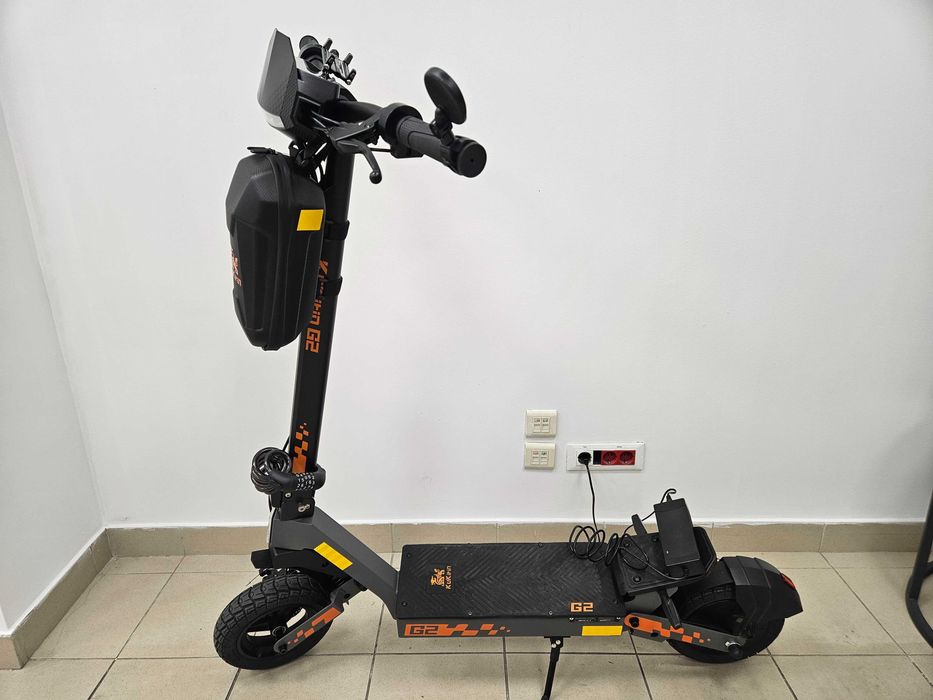 Trotineta Electrica Kukirin G2 2025 in Garantie