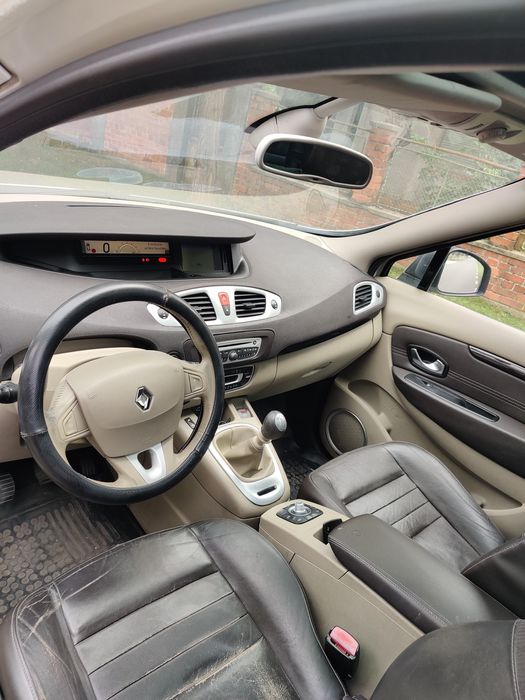 Renault Grand Scenic 1.9d 2010