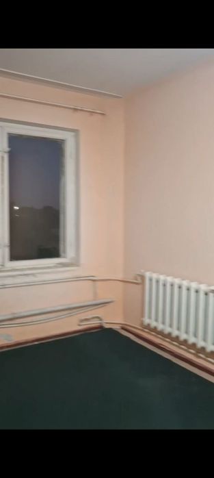 Uy sotiladi 1 xonali 2 xona qilingan