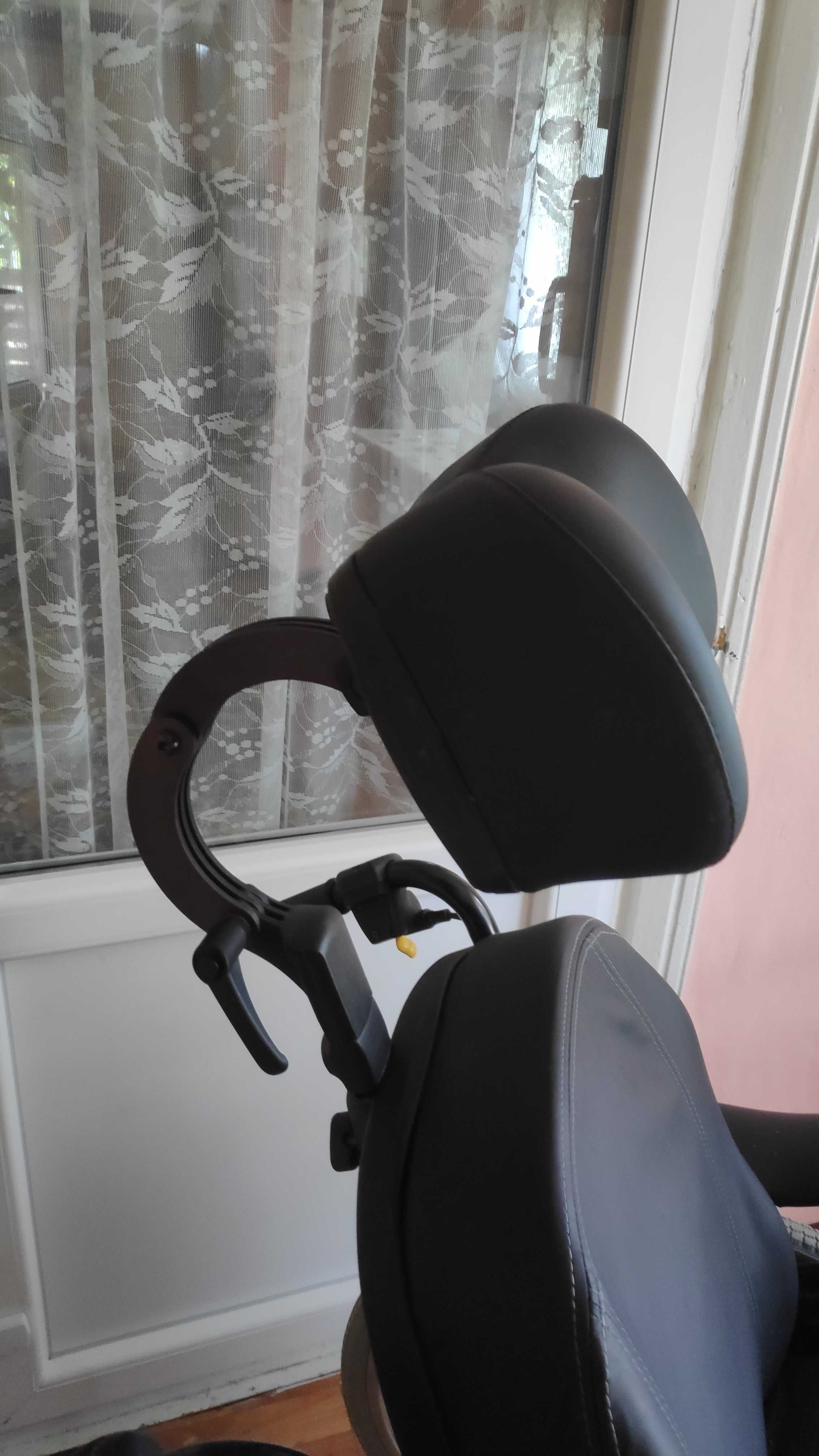 Scaun rotile stare perfecta persoane cu dizabilitati / bolnavi
