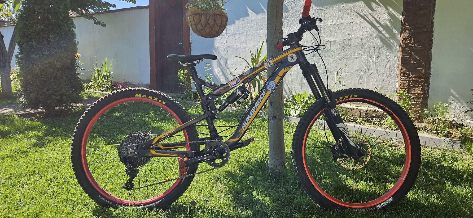 Nukeproof Mega AM 275 Pro