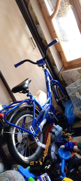 Велик  для детей" мальчиков"состояния отличное новый до 8 лет подходит