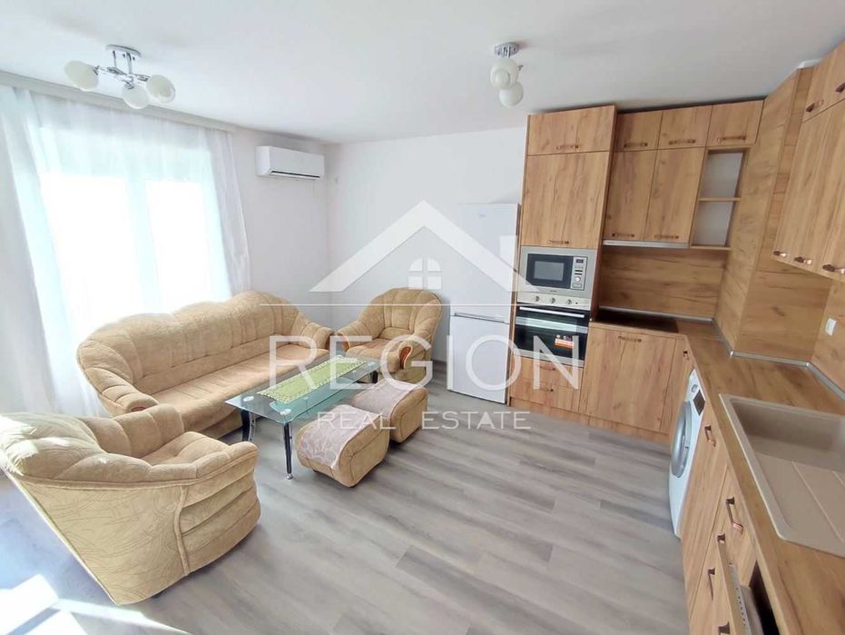 Дава се под наем Двустаен апартамент в Варна, Победа - 70 кв.м за 459 € - Снимка #2