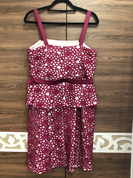 Vând rochie de vară pt ocazii speciale
