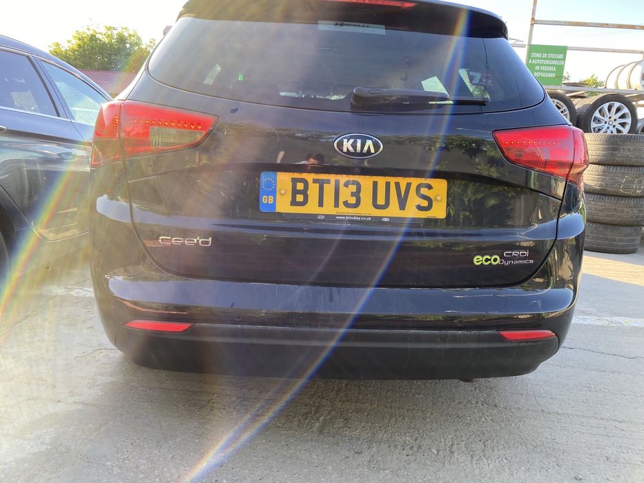 Haion cu lunetă Kia Ceed 2013