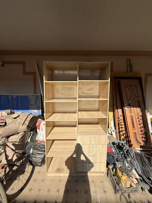 Продается шкаф в хорошем состоянии