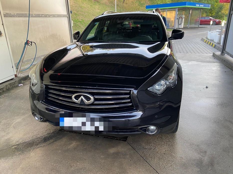 Infiniti QX 70 S