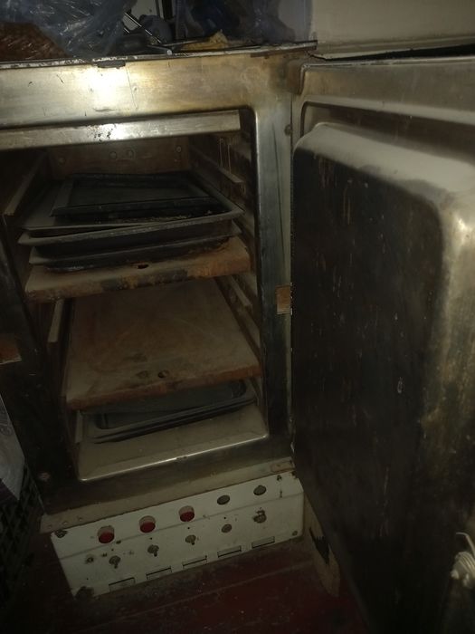 Срочно продается электрическая духовка