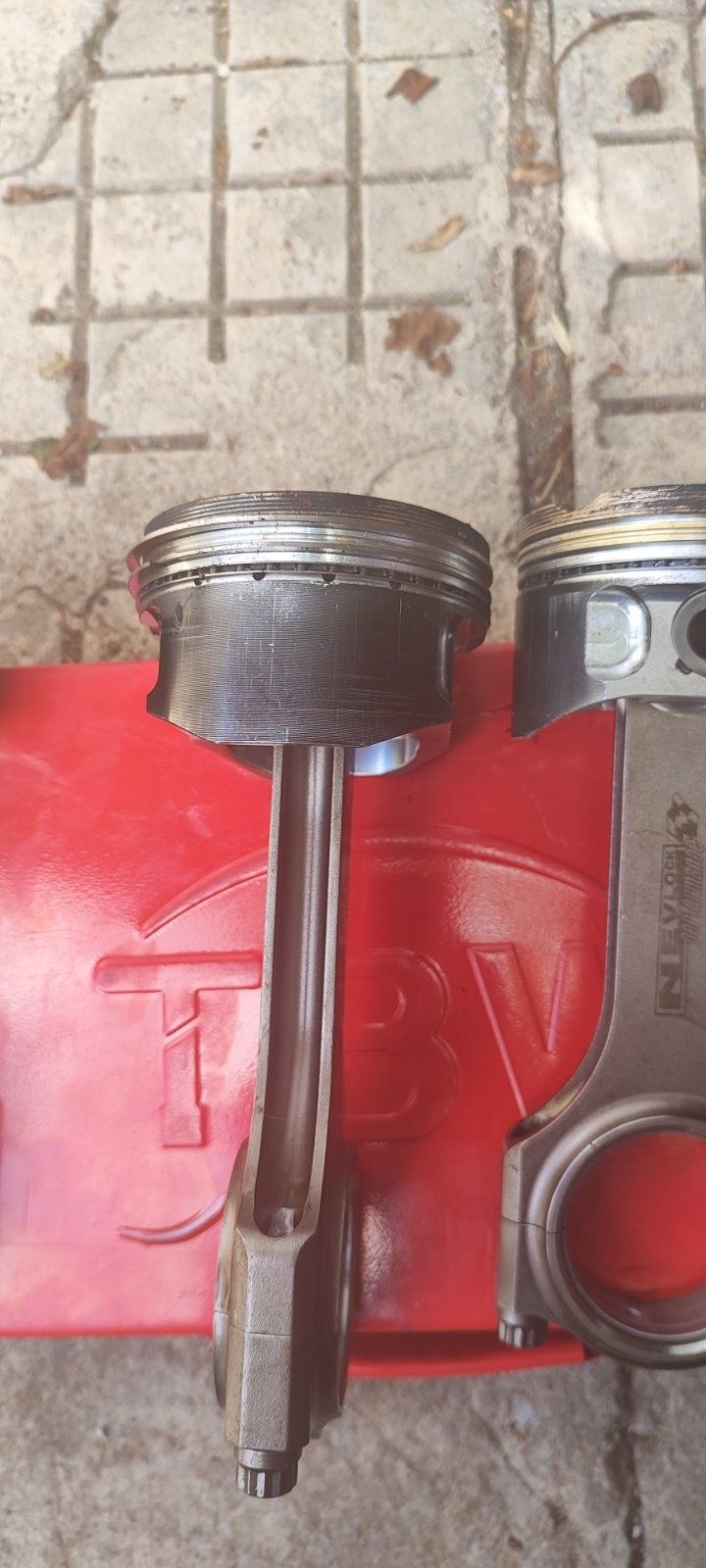 Бутала wossner 86мм и биели nevlock за C20XE /C20LET / Z20LET / Z20LER