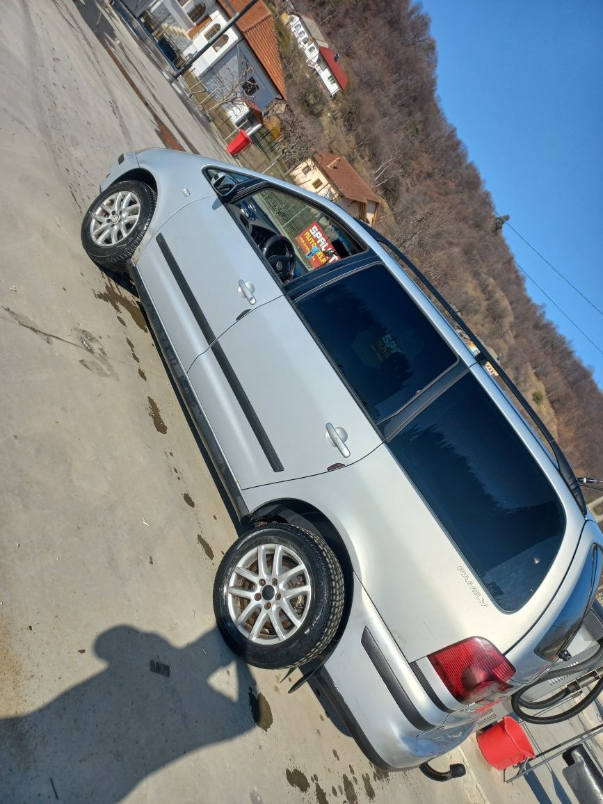Vând sharan 1.9 TDI