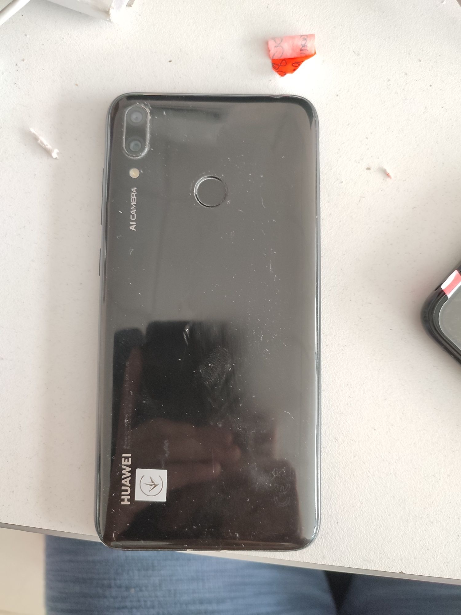 Смартфон Huawei Y7