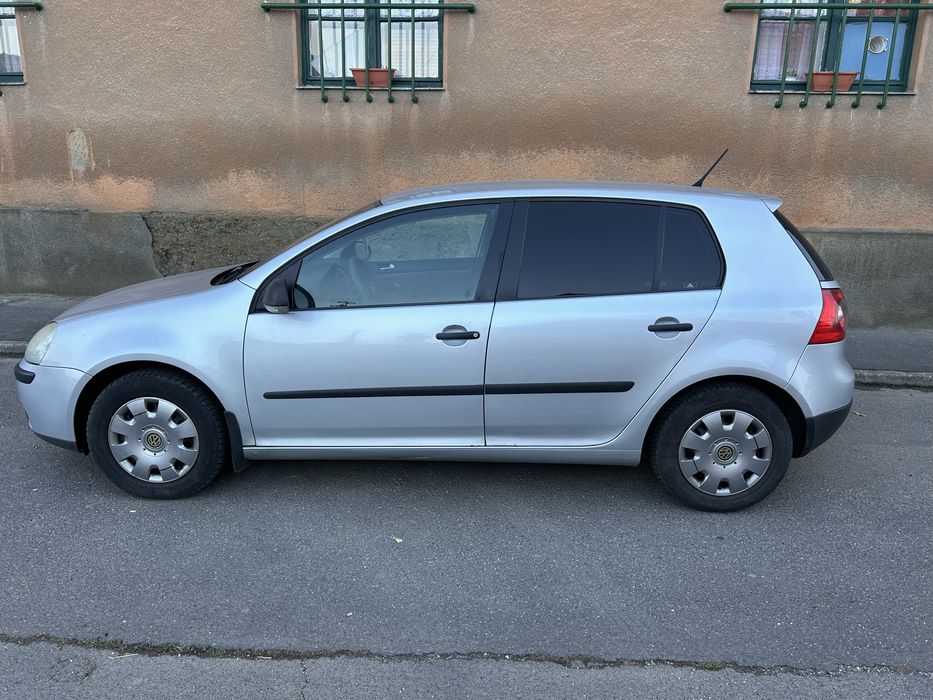 Volkswagen golf 5