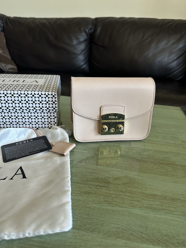 Furla розова малка чанта