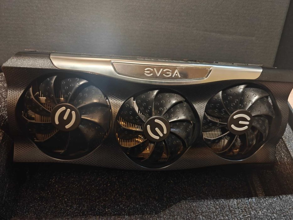 Видео карта EVGA RTX 3080 FTW3