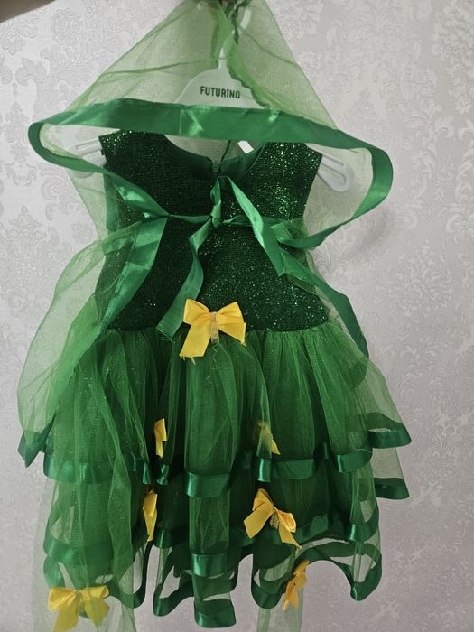 Продам костюм елочки