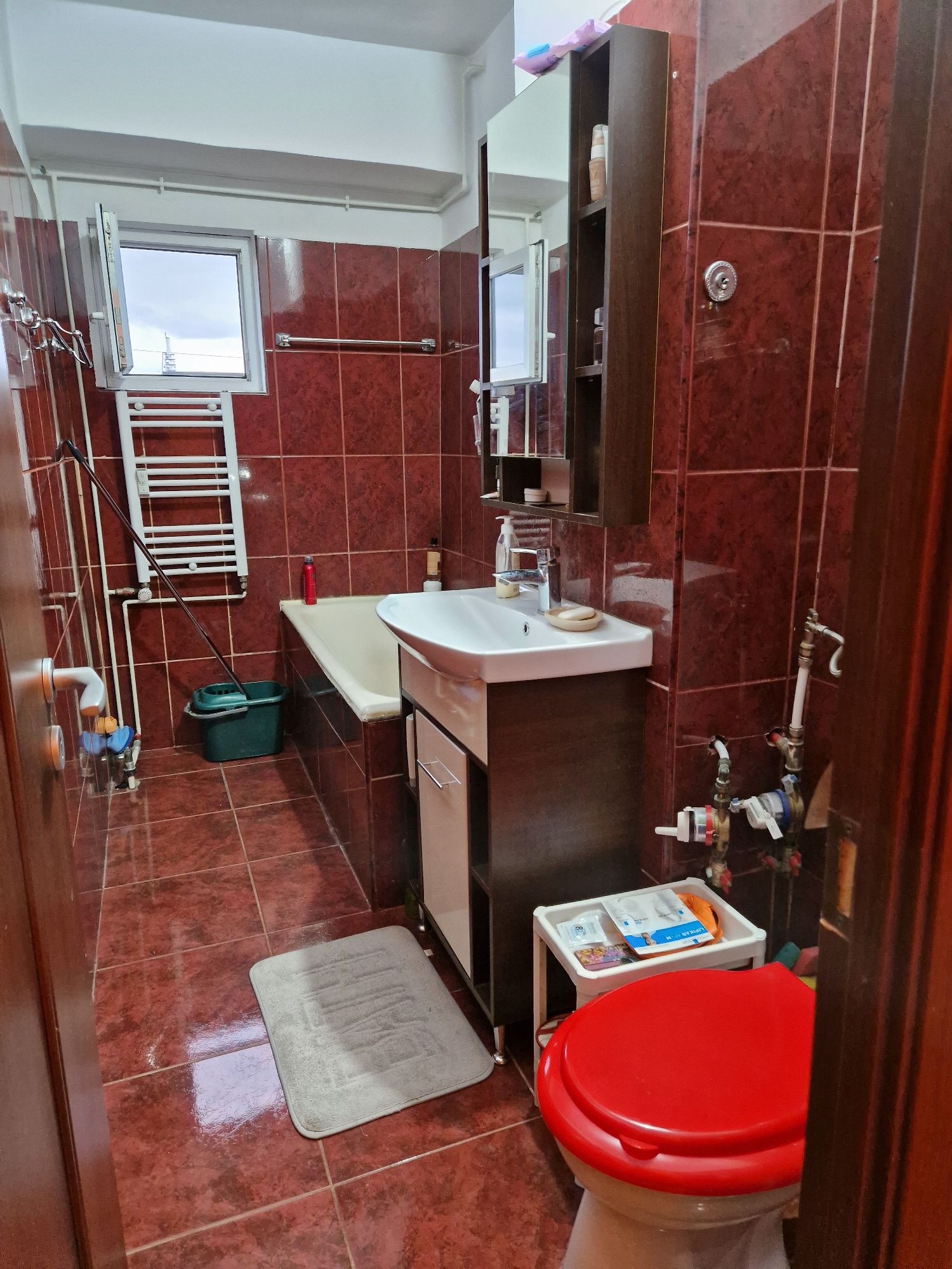 Apartament 3 camere Metrou Brancoveanu