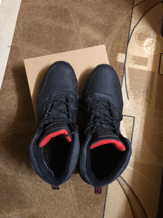 Обувки Рънърс и Матстар