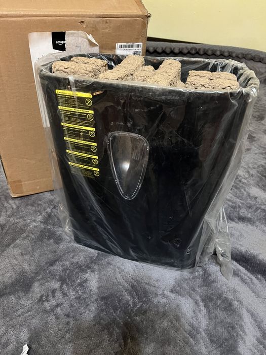 Distrugator documente Amazon Basics