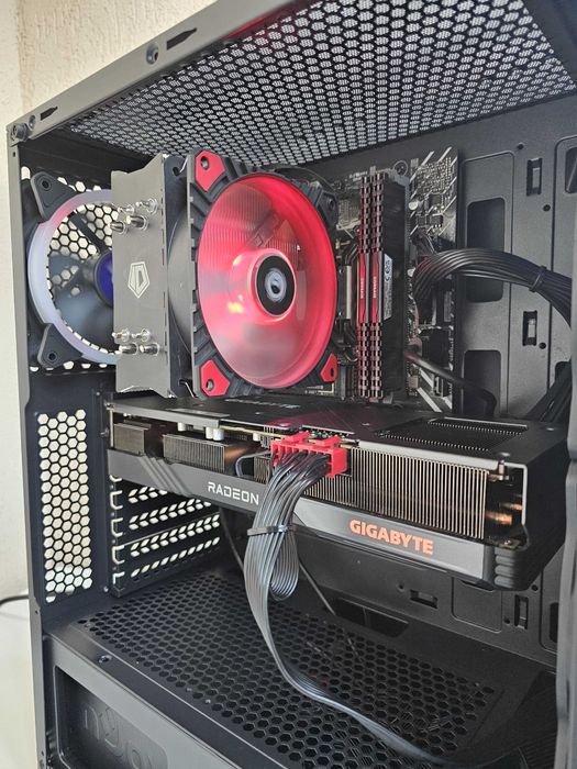 Calculator PC GAMING, INTEL I5 12600KF, 32GB DDR4, RX 7600XT OC 16GB