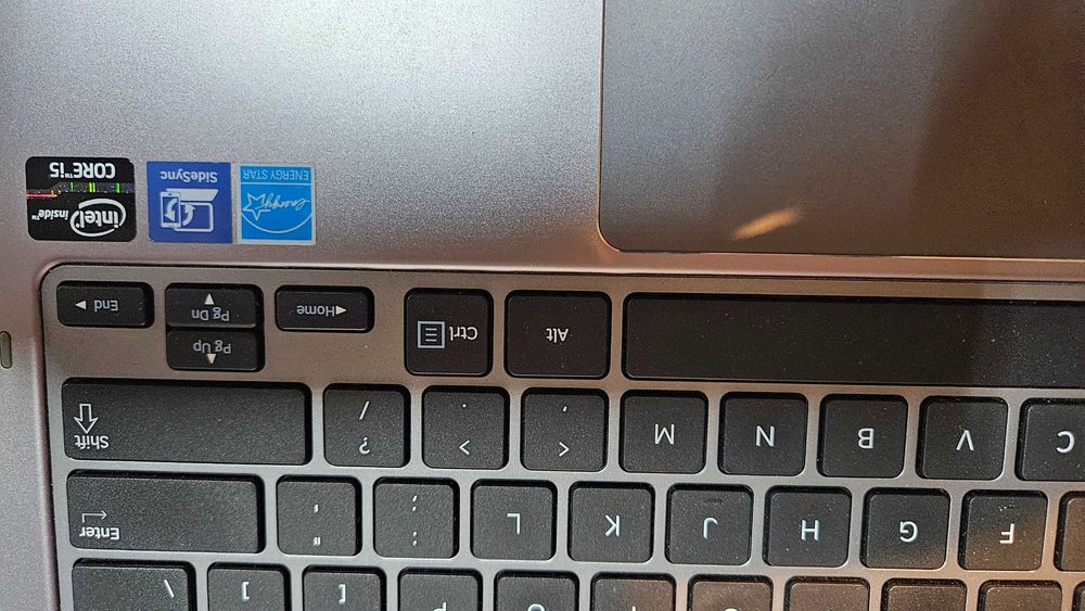 Samsung NP530U3C i5 8 gb memorie 120 gb ssd+24ssd