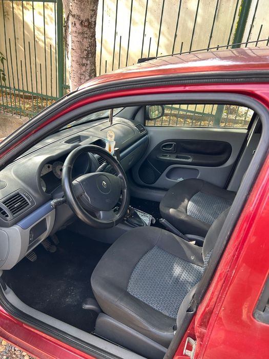 Vand Renault Clio in buna stare de functionare