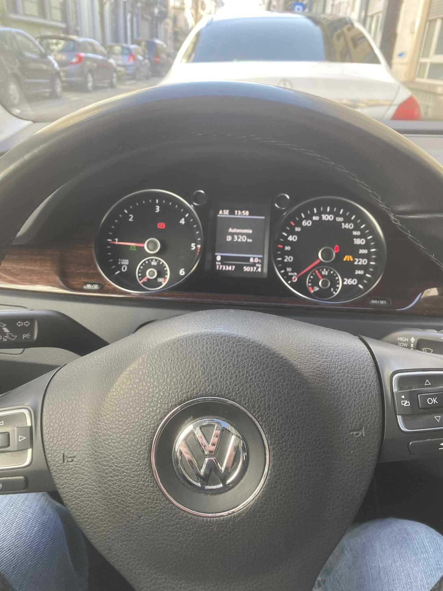 Vand Volkswagen Passat B8 2.0TDI