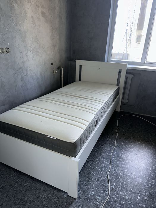 Белая кровать икеа (Ikea) 90х200 см + ортопедический матрас икеа