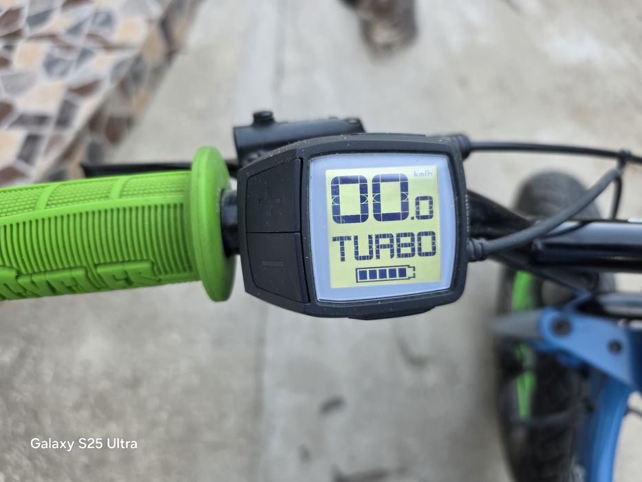 Vând bicicleta electrica fat bike Ruff Cycles Lil'Buddy