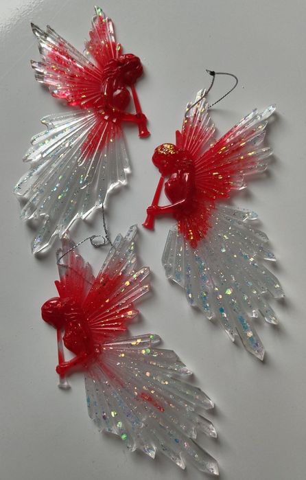 Коледни фигурки, подаръци, ръчна изработка от епоксидна смола