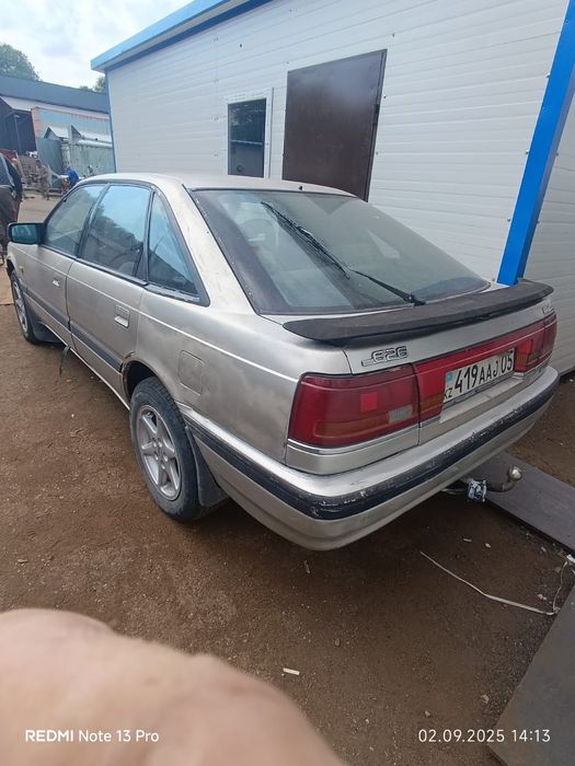 Мазда 626 хэтчбек