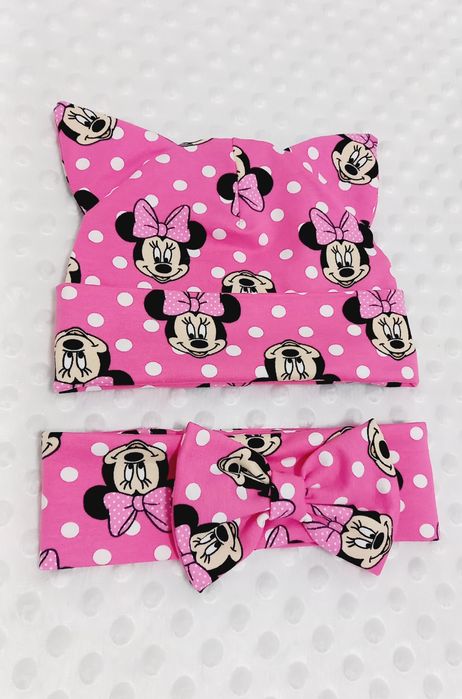 Set caciulita si bentita Minnie