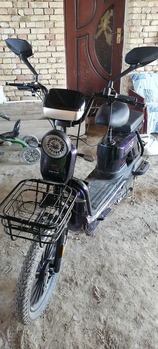 Скутер срочно сотилади