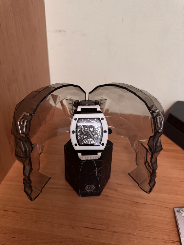 Часовник PHILIPP PLEIN The Skeleton Automatic White Rubber Strap