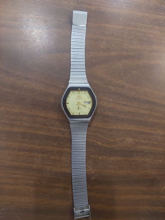 ССCР da ishlab chiqarilga soat 
Yili 1970-19