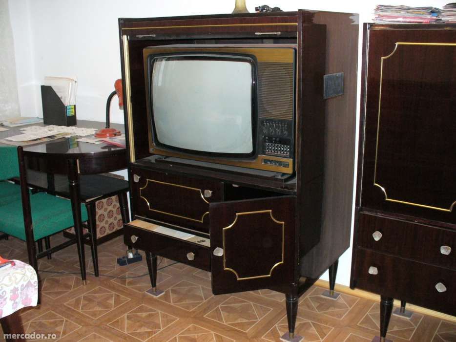 Corp mobila pt TV,cu sertar si minibar,REZISTENT