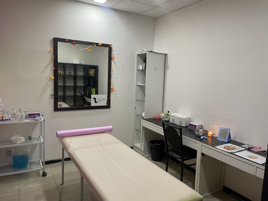 Сдается кабинет в салоне красоты с графиком 1/1