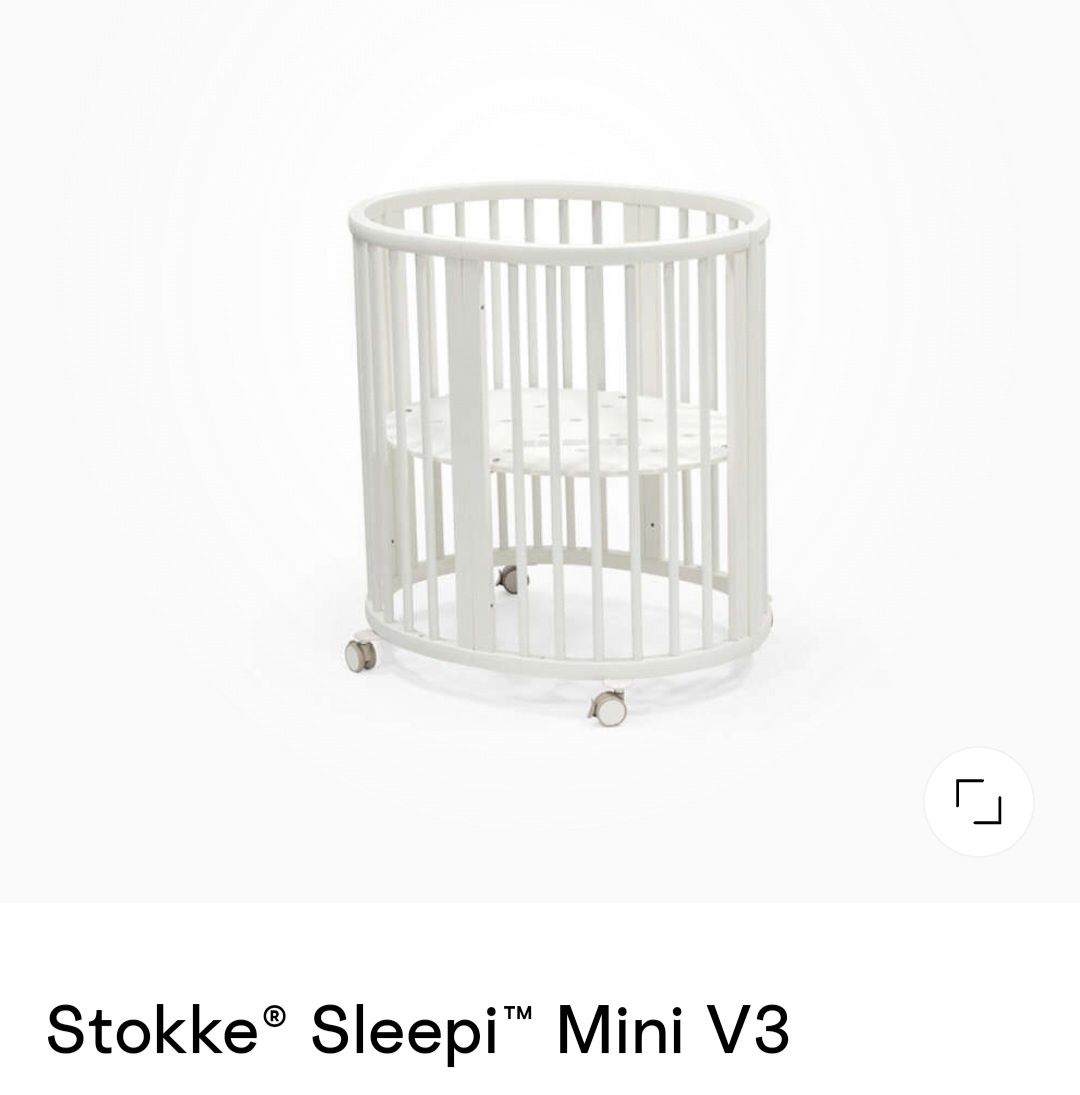 Stokke Sleepi БЕЛАЯ, от 0-3, и от 3 мес . 2 матраса.