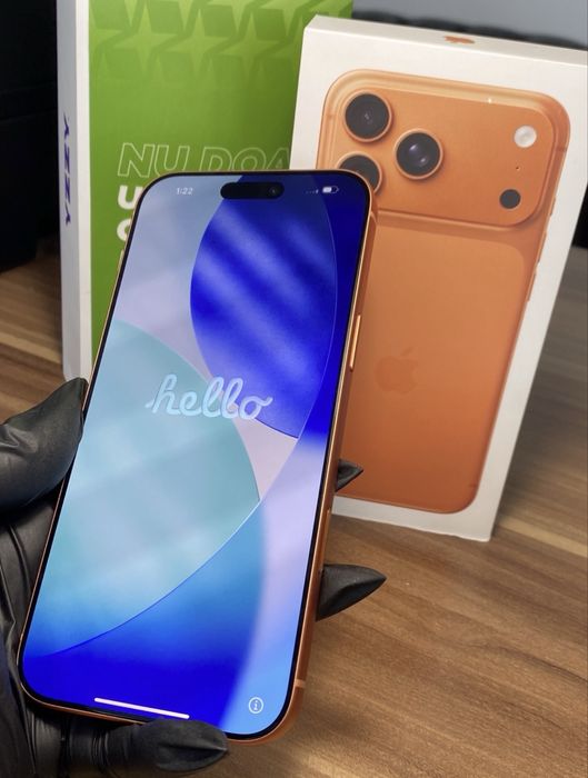 iPhone 17 Pro Max • 256 GB • Cosmic Orange