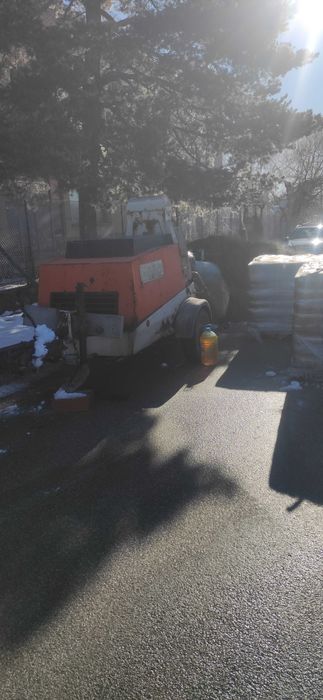 Машина за подови замазки Брикман