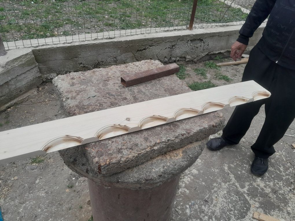 Taburet de bucatarie și florărie