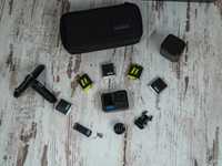 GoPro Hero 11 с 5 батерии зарядно и други аксесоари