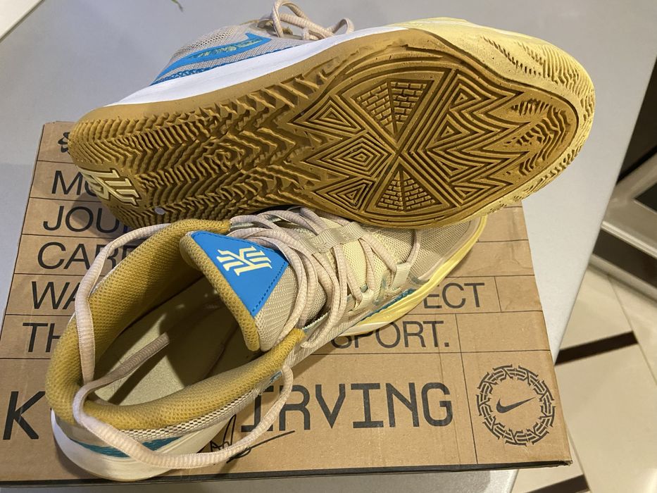 Pantofi Nike Kyrie