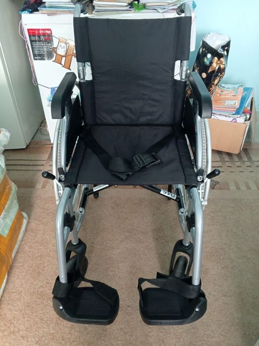 Инвалидная коляска